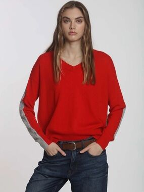 Label + Thread red gray v neck over sized Cashmere Sweater